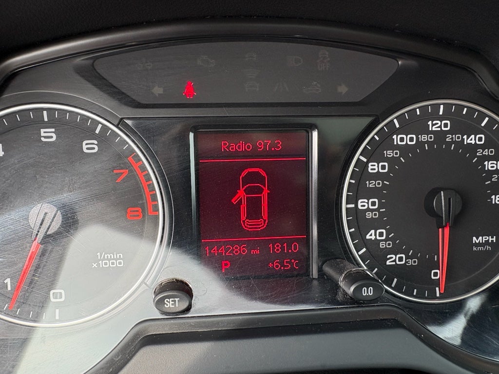 2011 Audi Q5 3.2L Premium Plus