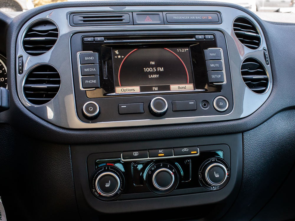 2012 Volkswagen Tiguan SE w/Sunroof & Nav
