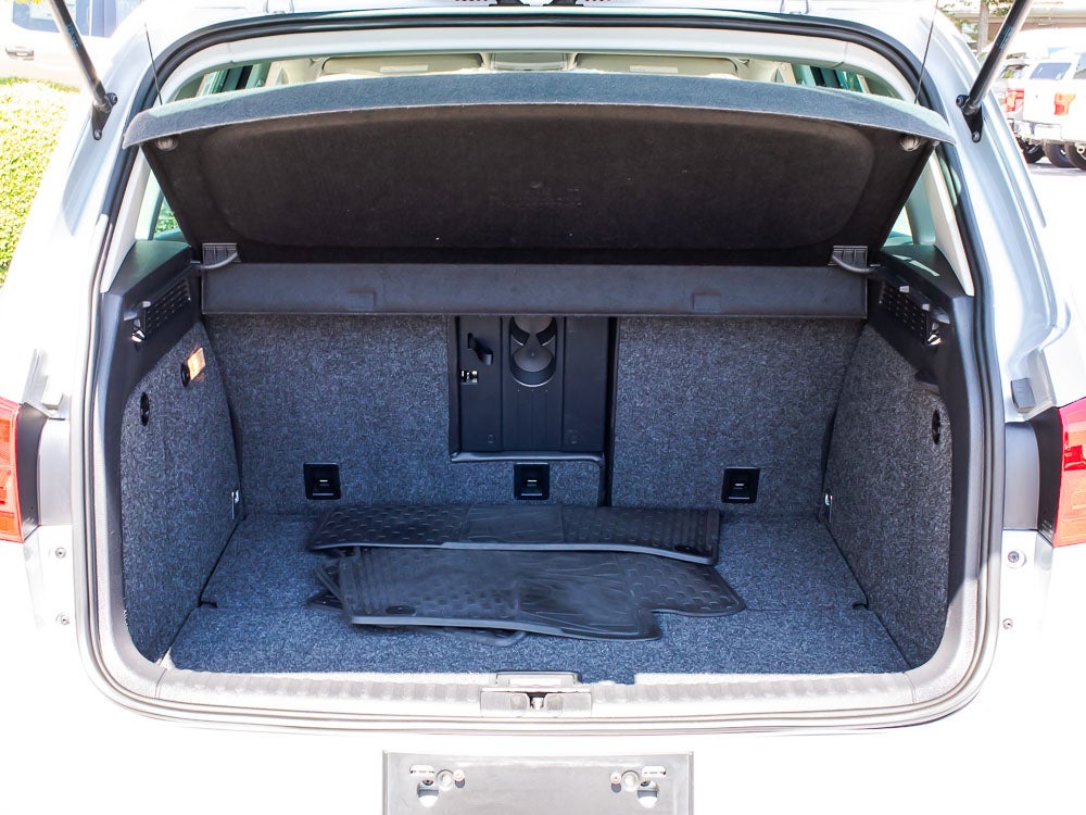 2012 Volkswagen Tiguan SE w/Sunroof & Nav