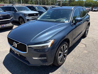 2022 Volvo XC60 Momentum