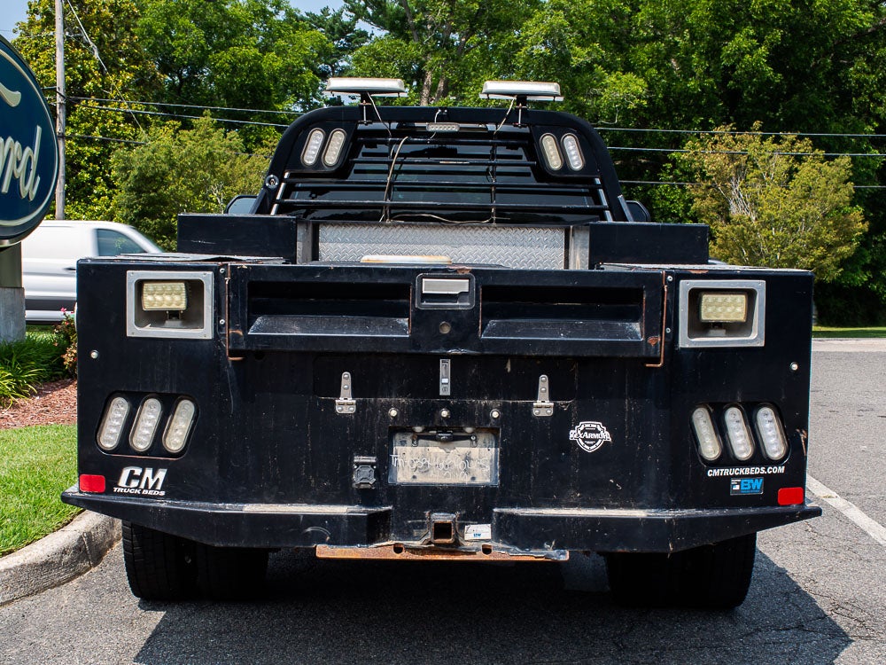 2022 Ford F-550 XL