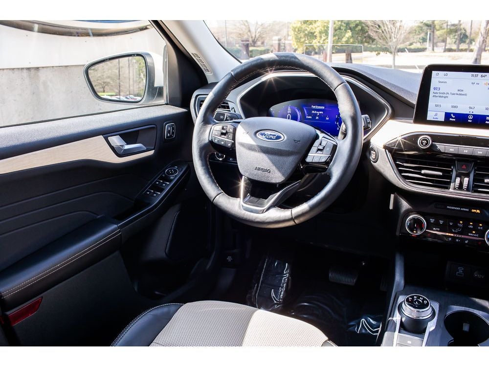 2022 Ford Escape Titanium