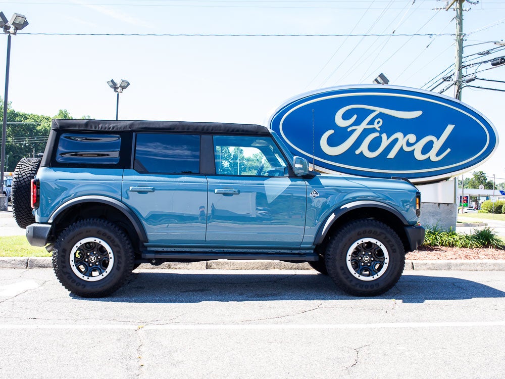 2023 Ford Bronco Outer Banks