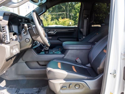 2023 GMC Sierra AT4