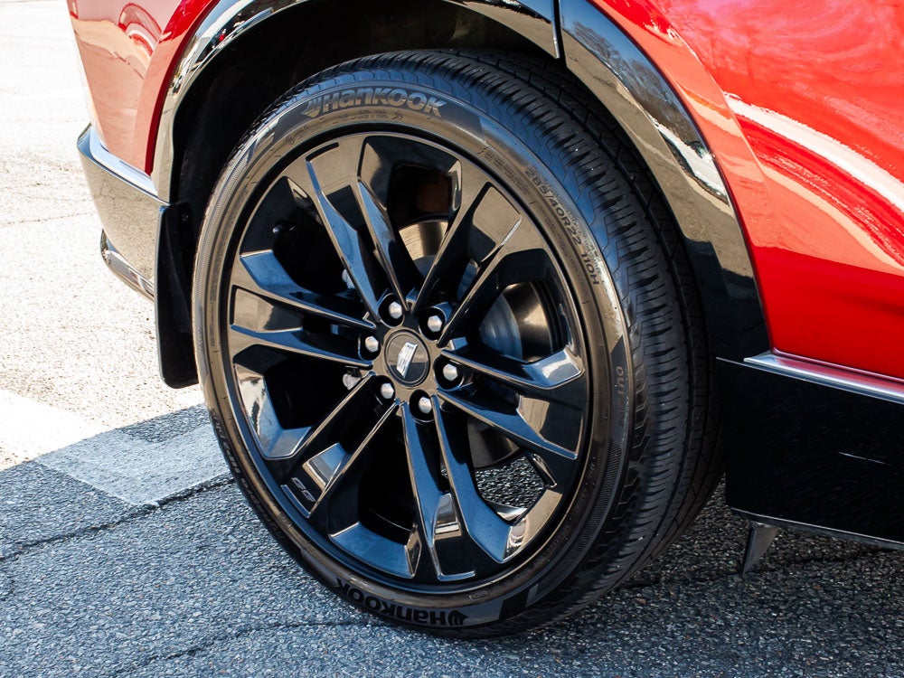 2024 Cadillac Lyriq Tech