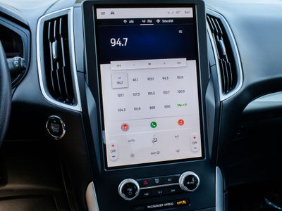 2022 Ford Edge SE