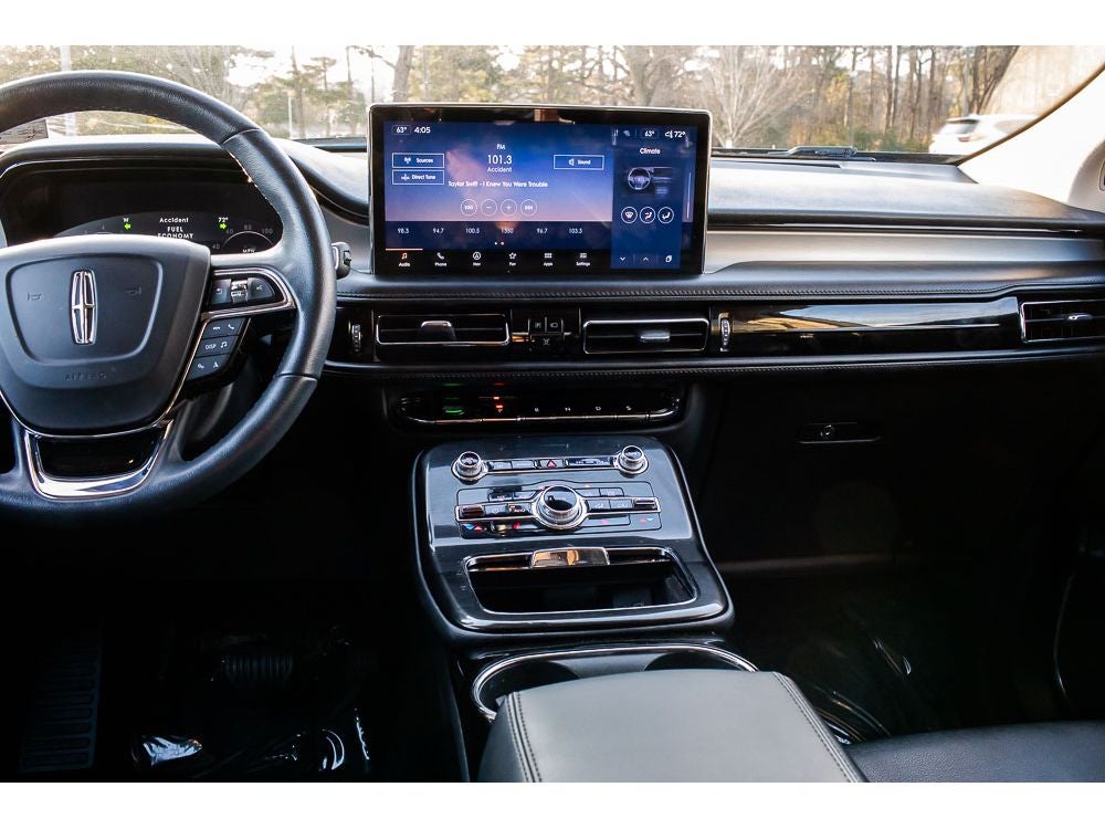 2023 Lincoln Nautilus Standard