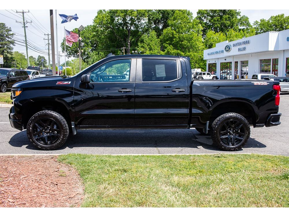 2024 Chevrolet Silverado Custom Trail Boss