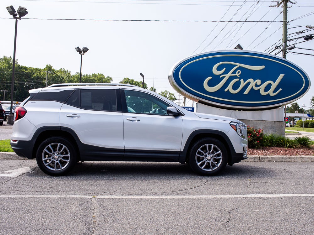 2022 GMC Terrain SLT