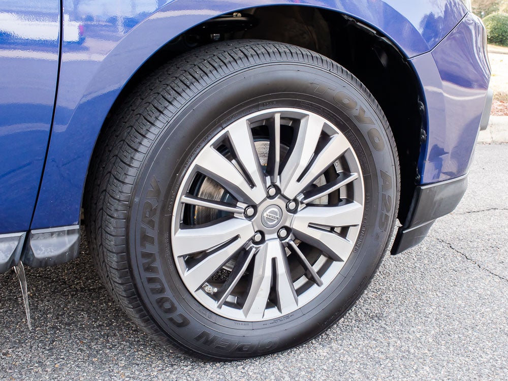 2019 Nissan Pathfinder SV