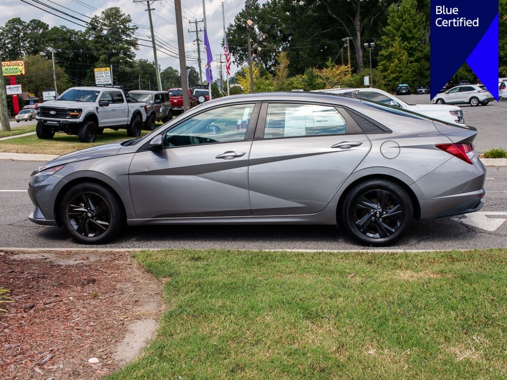 2022 Hyundai Elantra Hybrid Blue